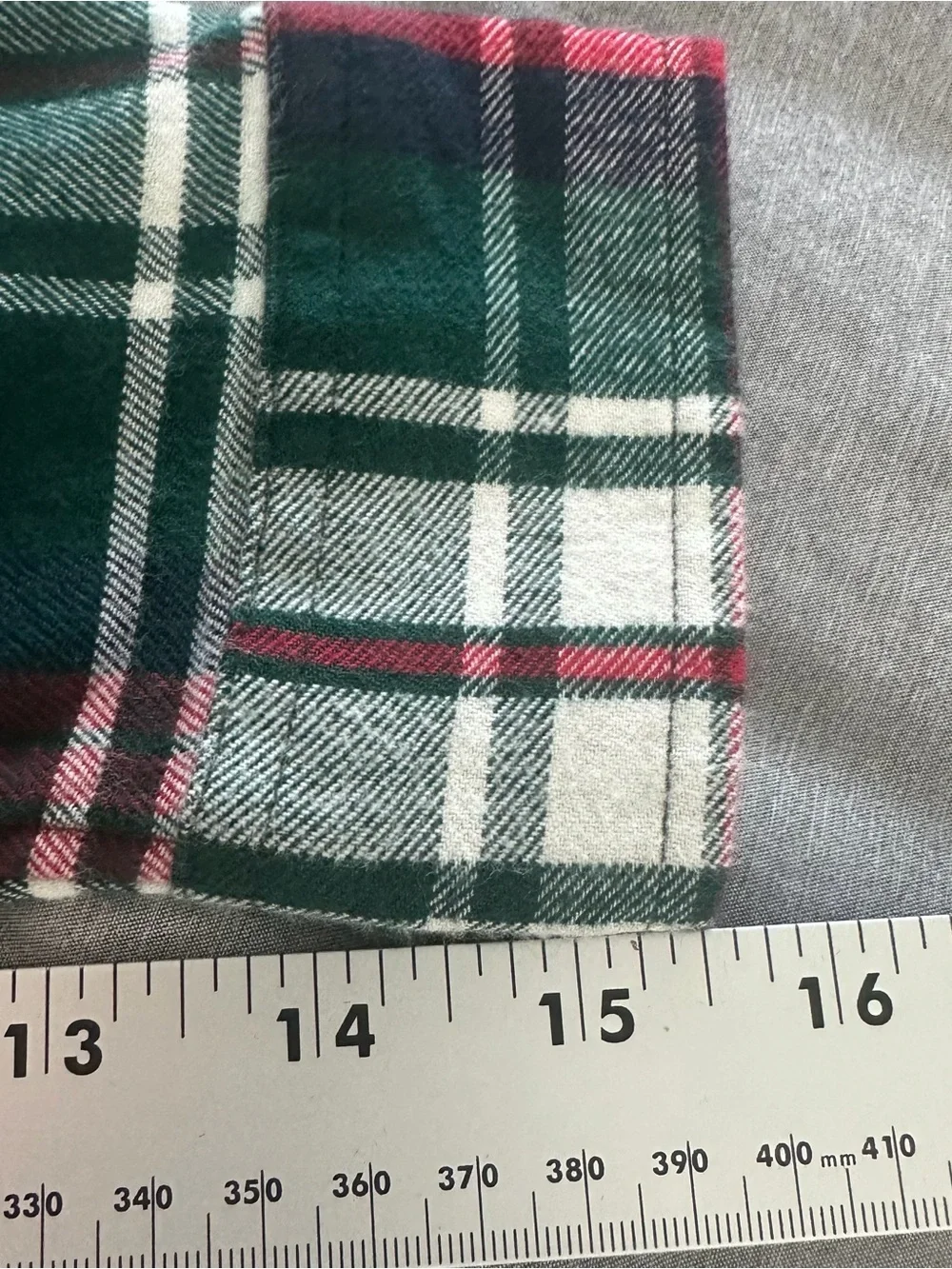Vineyard Vines Boys Flannel Plaid Button Down Shirt Charleston Green Size M NWT